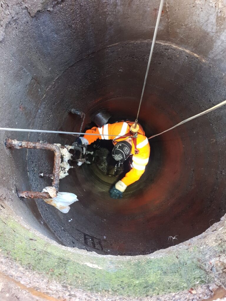 Mitarbeiter-im-Schacht